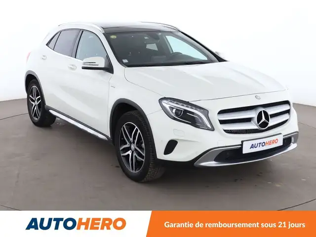 Mercedes-Benz Gla view 8