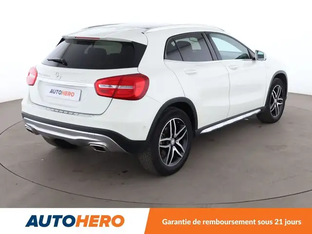 Mercedes-Benz Gla view 6