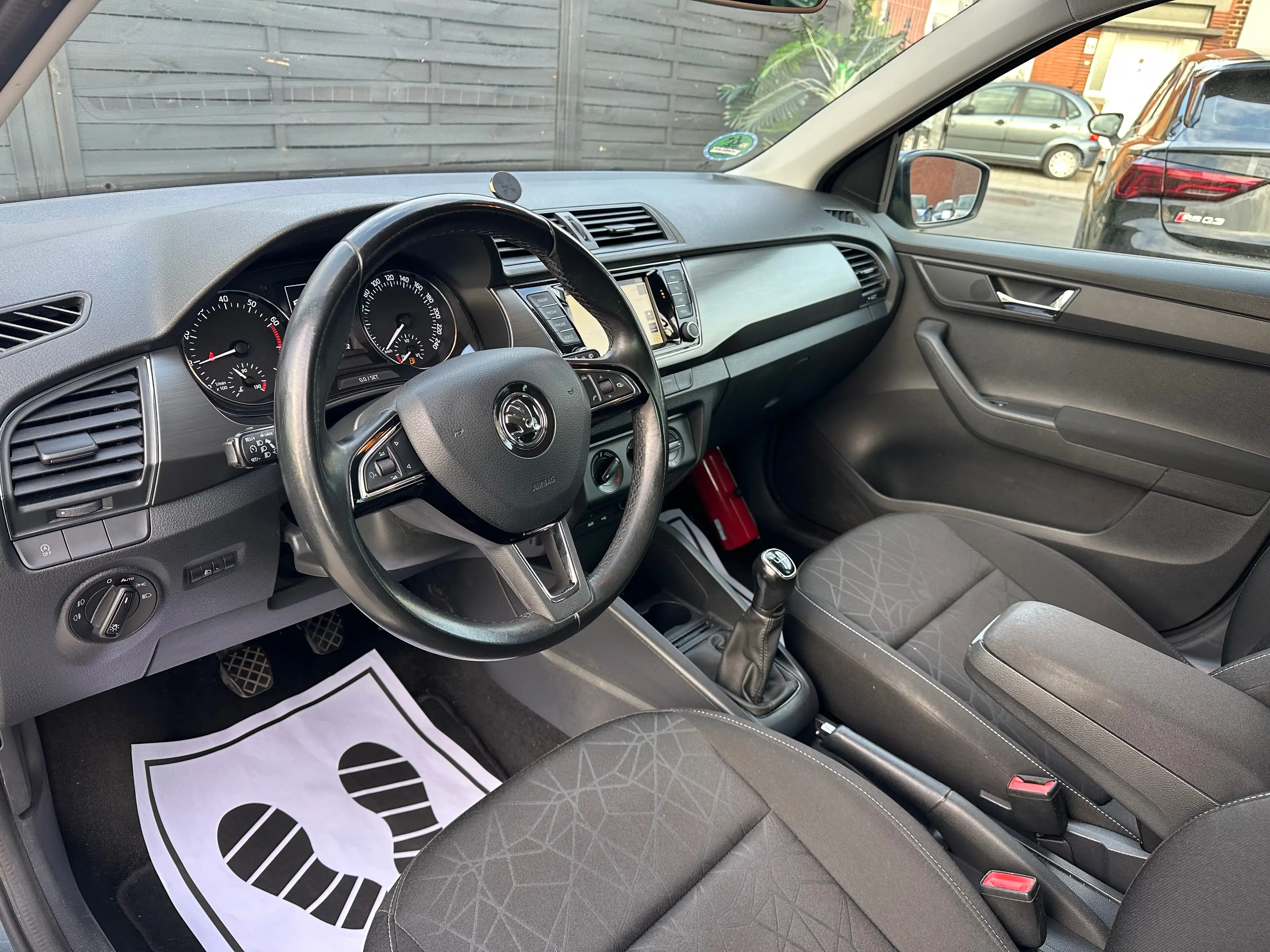 Skoda Fabia 1er Propriétaire // Carnet complet — photo 7