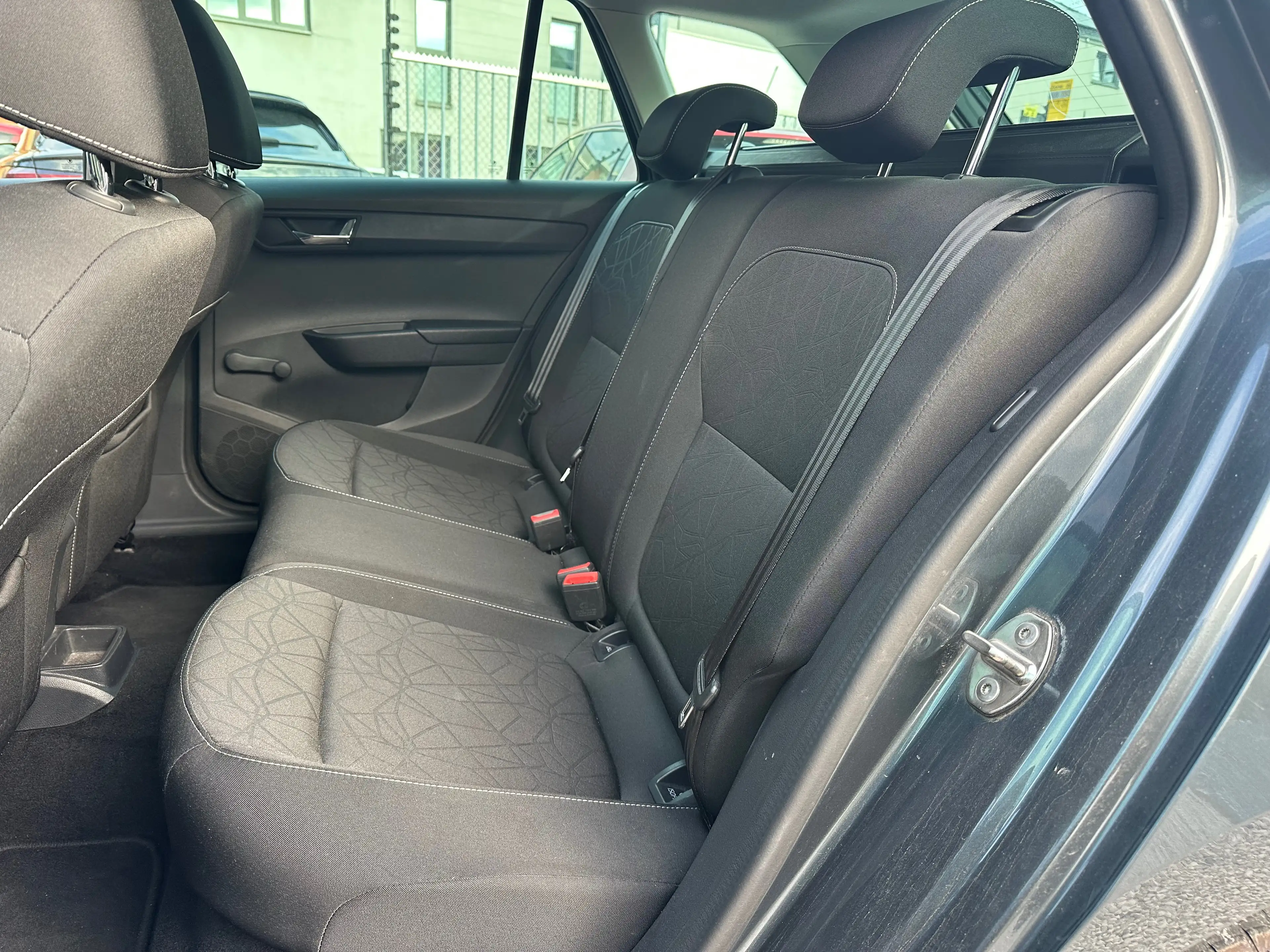 Skoda Fabia 1er Propriétaire // Carnet complet — photo 12