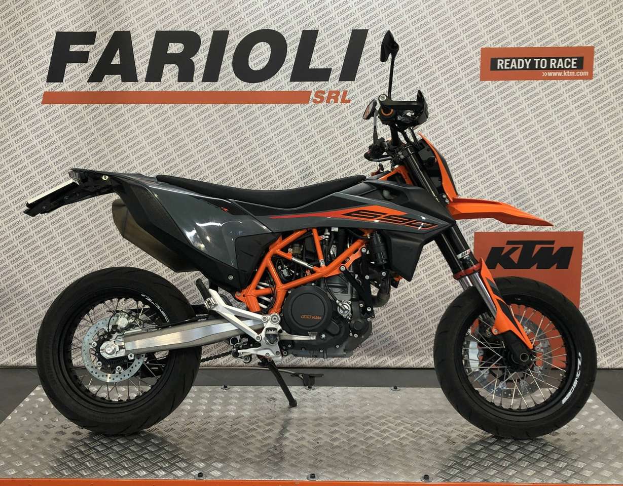 KTM 690 SMC R 2021