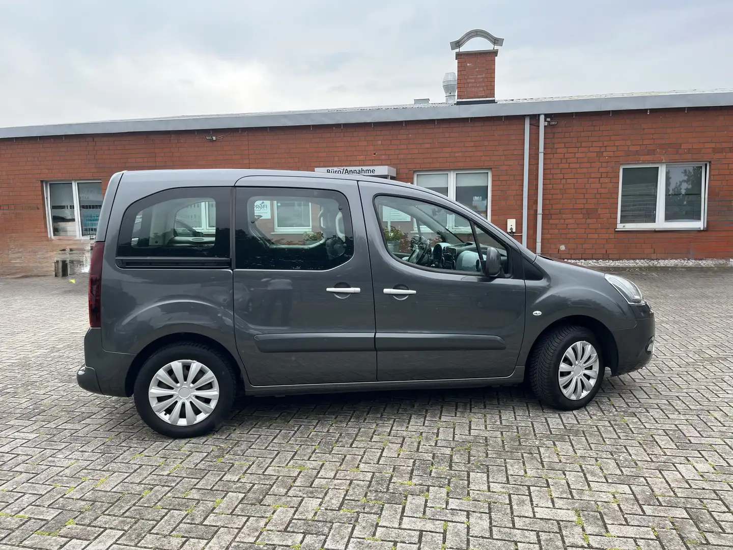 Citroen Berlingo Multispace HDi 115 FAP Selection Grey - 2