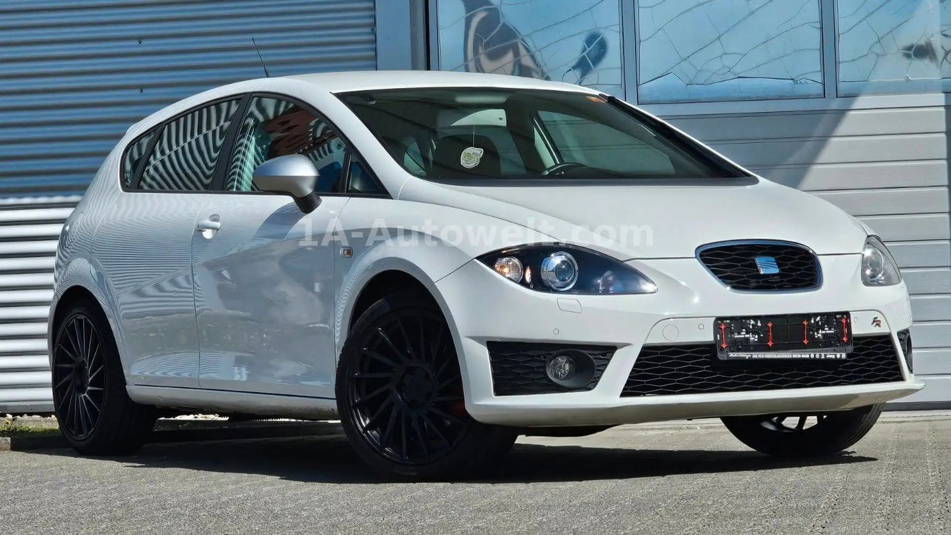 SEAT Leon FR MFL Shzg EFH Motorüberholt Navi Klima PD Bílá - 1