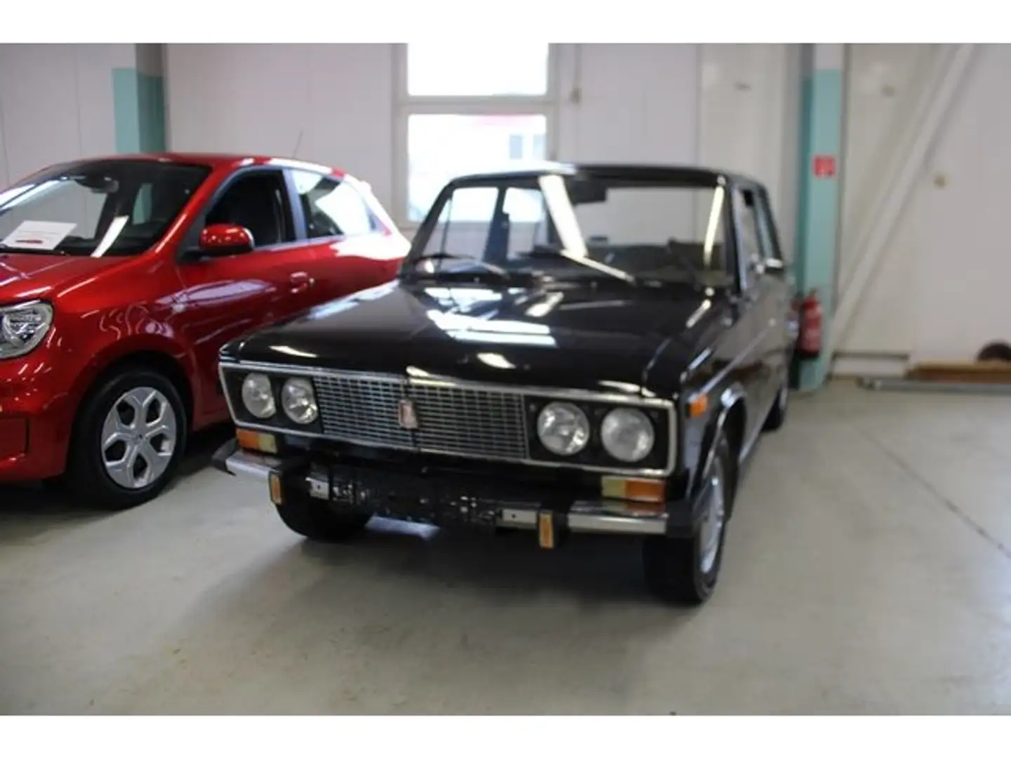Lada 2106 ANDERE 1600 Allwetterreifen HUAU neu Marrone - 1