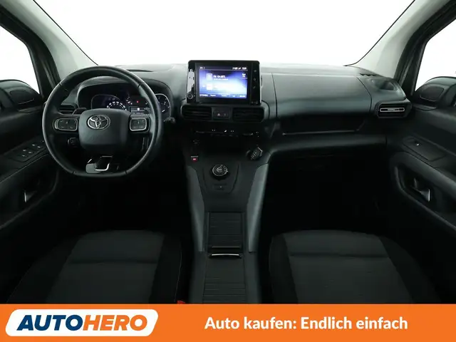 Toyota Proace City view 12