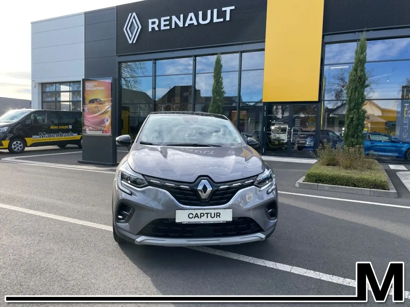 Renault Captur Techno TCe 140 EDC + Glas-Schiebedach + W Grau - 2