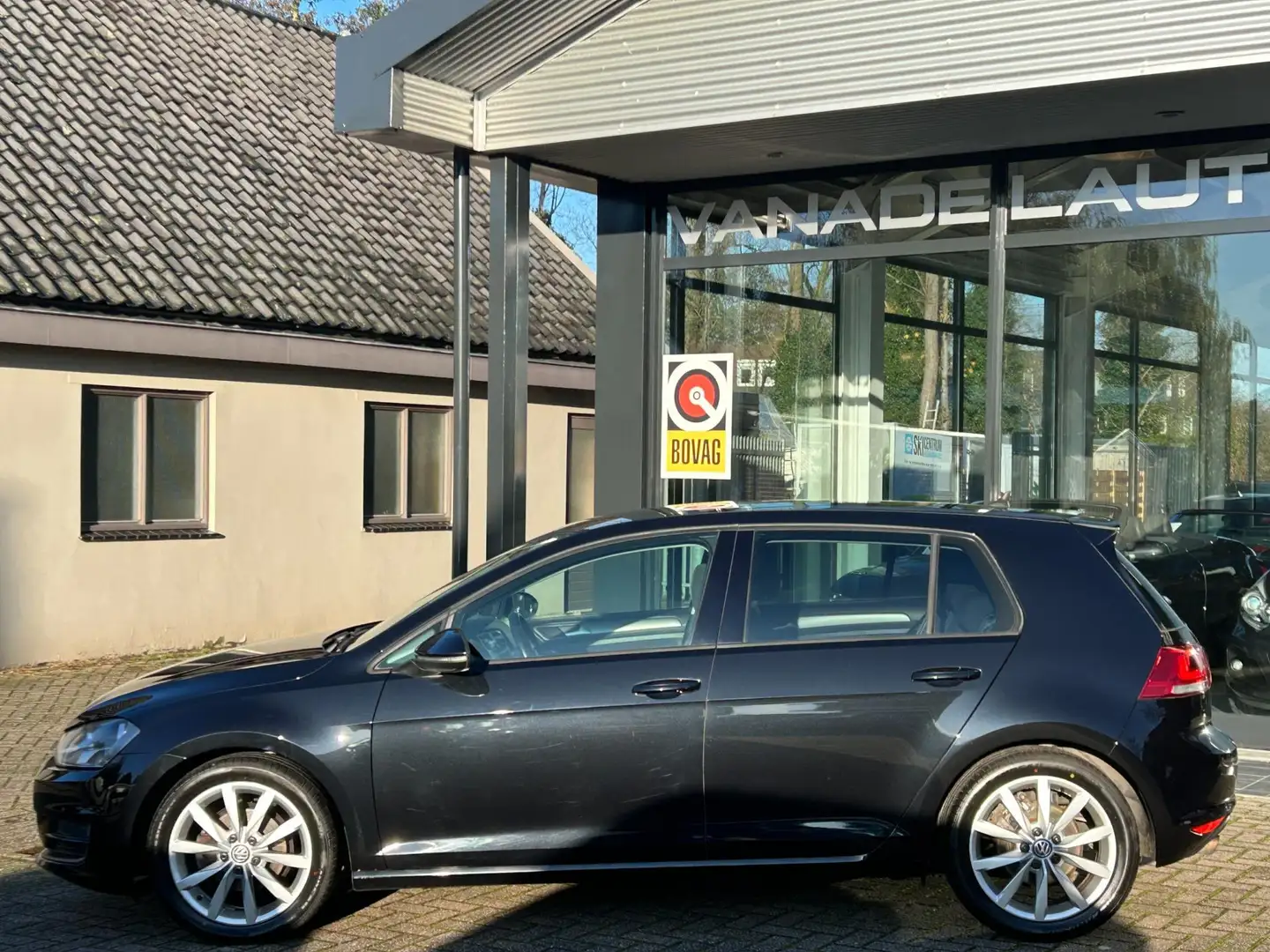 Volkswagen Golf 1.0 TSI Comfortline 5drs Navi Clima Cruise Park. S Noir - 2