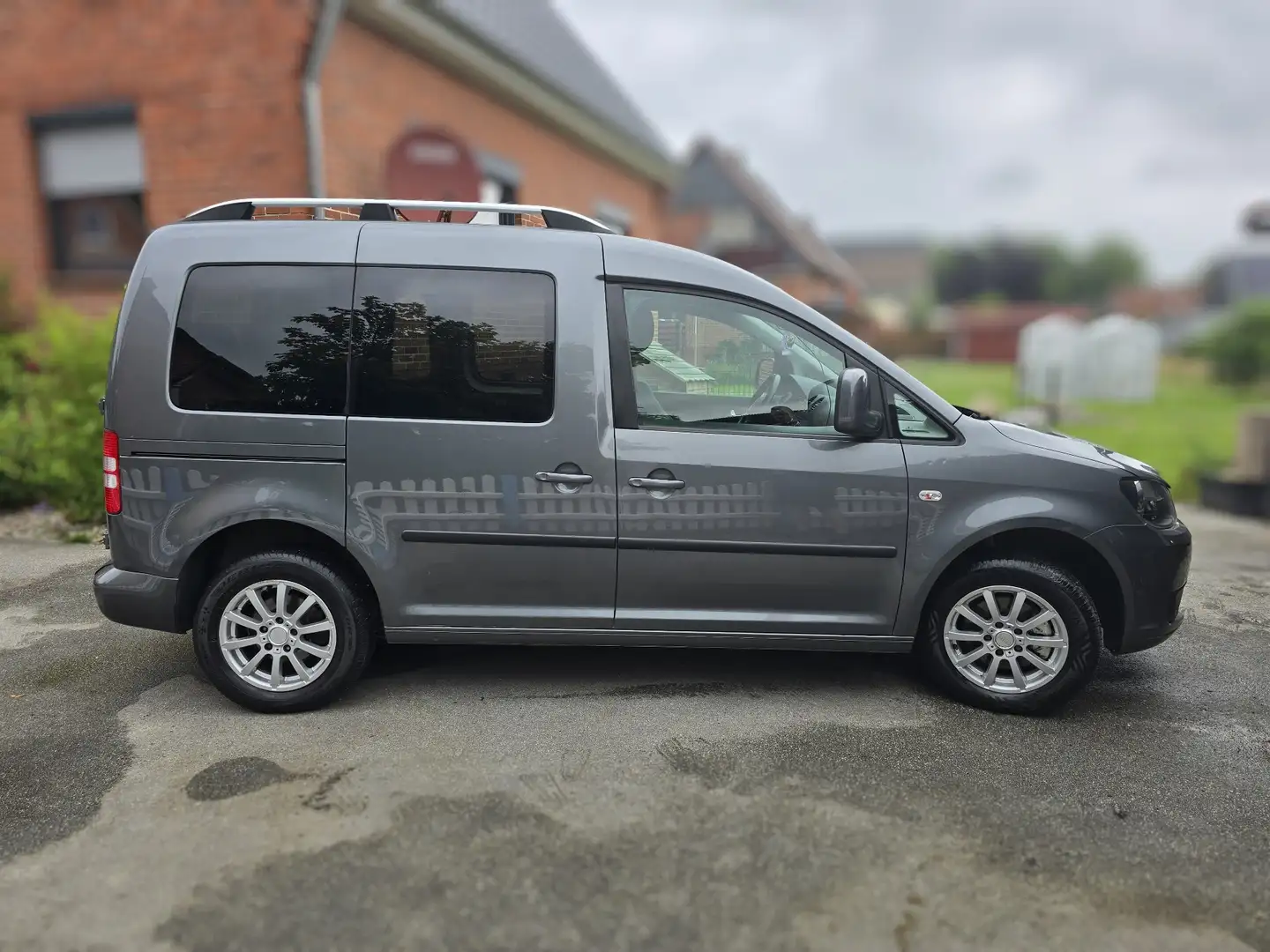 Volkswagen Caddy 1.6 TDI (7-Si.) Trendline - 2