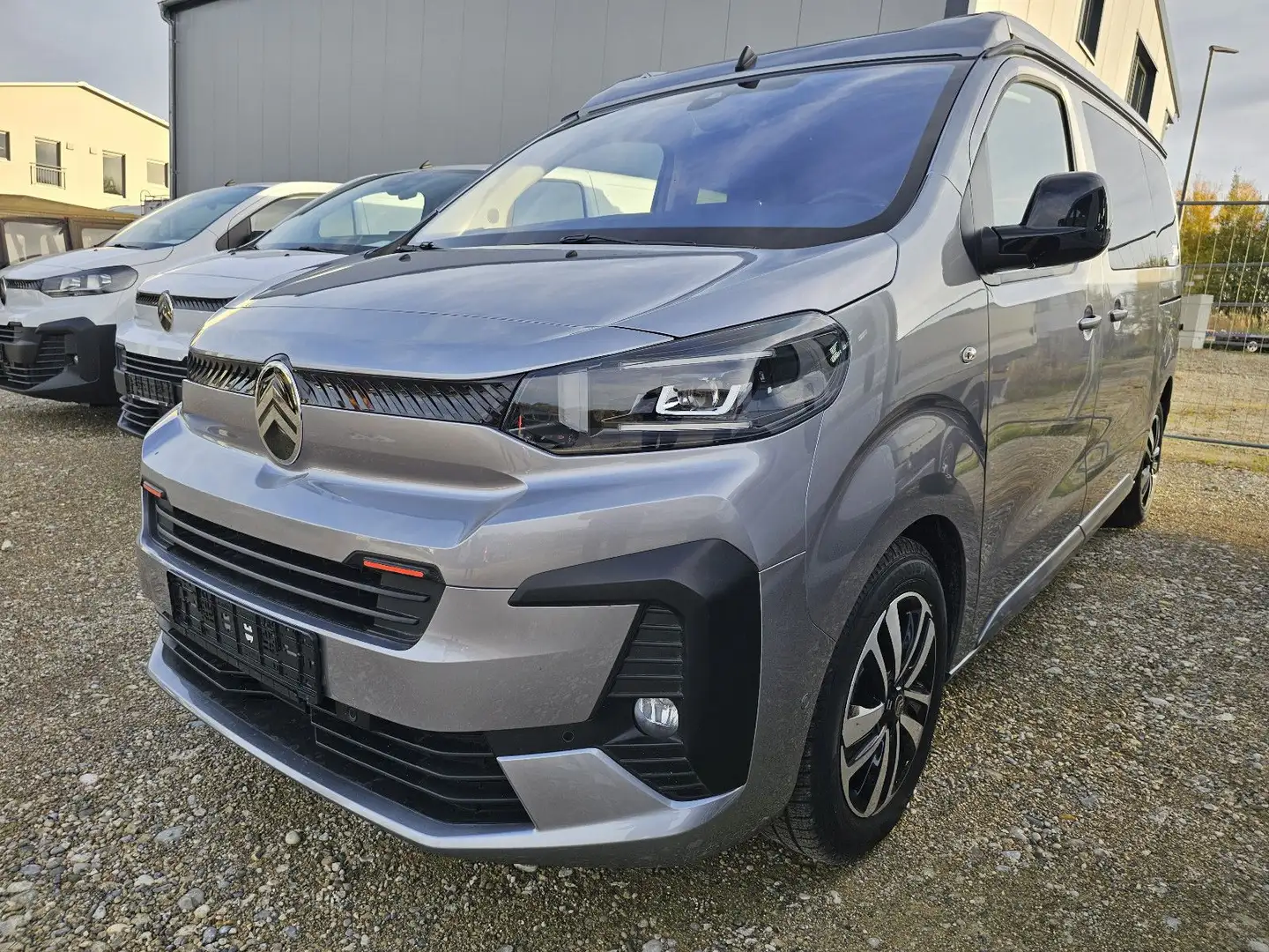 Citroen Spacetourer Spacetourer Holiday M MAX 180HDI *MAX-Paket*AHK* Grau - 2