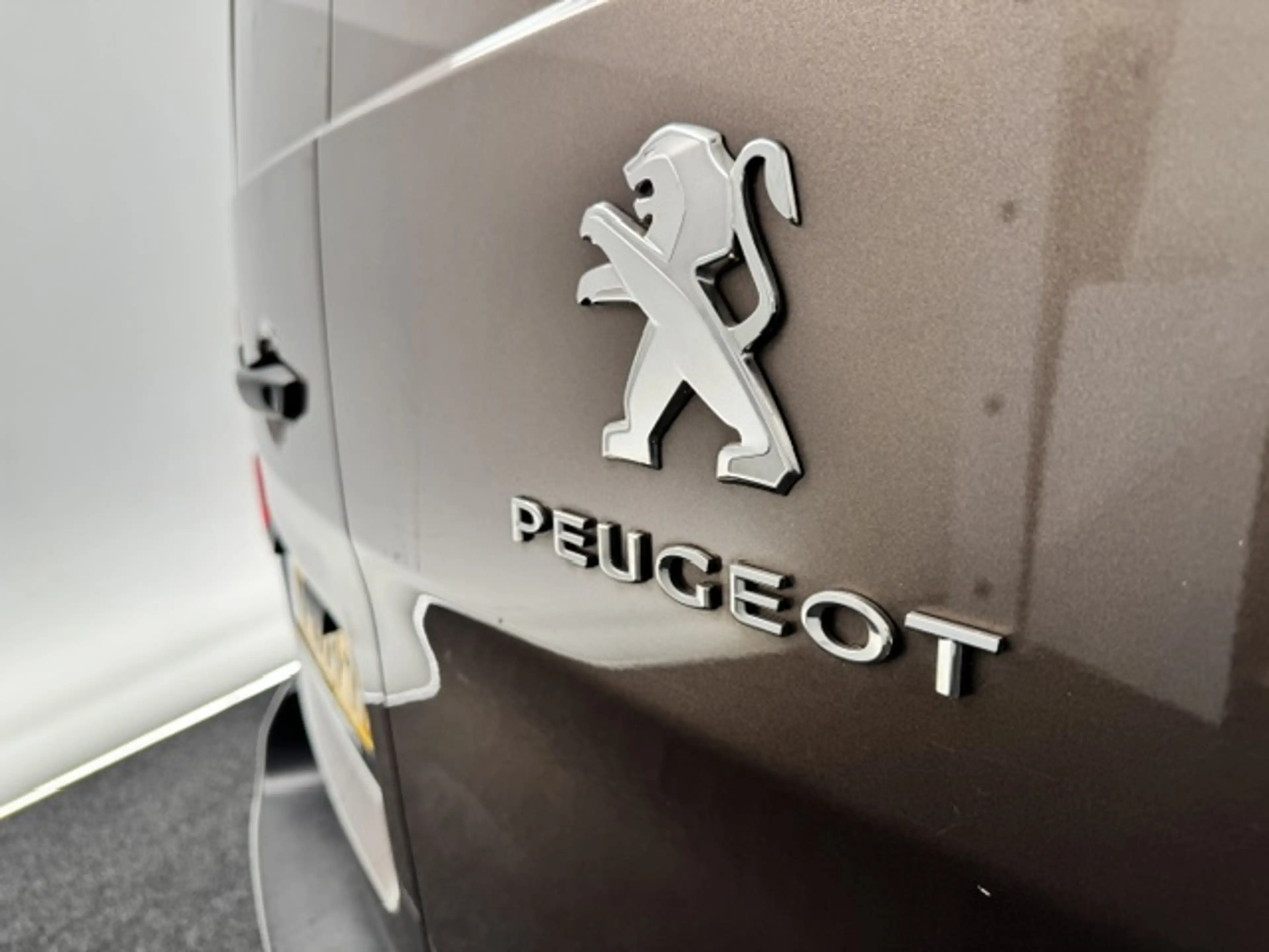 Peugeot Expert 226S 1.6 BlueHDI 95 Premium, AUTOMAAT. 1e Eig. — photo 8