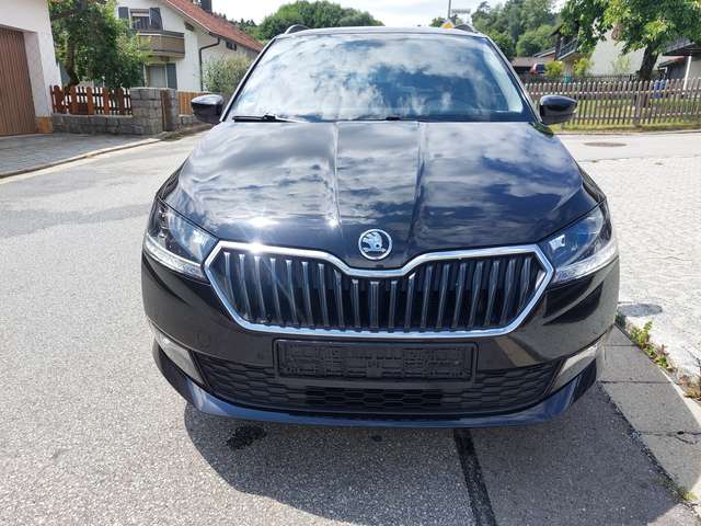 Imagine Skoda Fabia Combi 1.0 TSI Best of Clever VOLL LED NAVI DAB