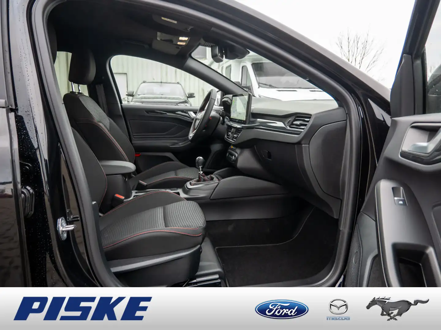 Ford Focus ST-Line KLIMA SYNC PDC SHZ NAVI LED Schwarz - 2