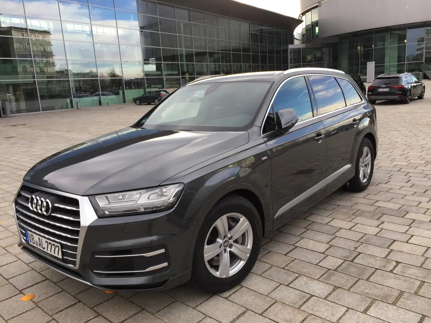 Audi Q7 Q7 3.0 TDI ultra quattro tiptronic Grau - 1