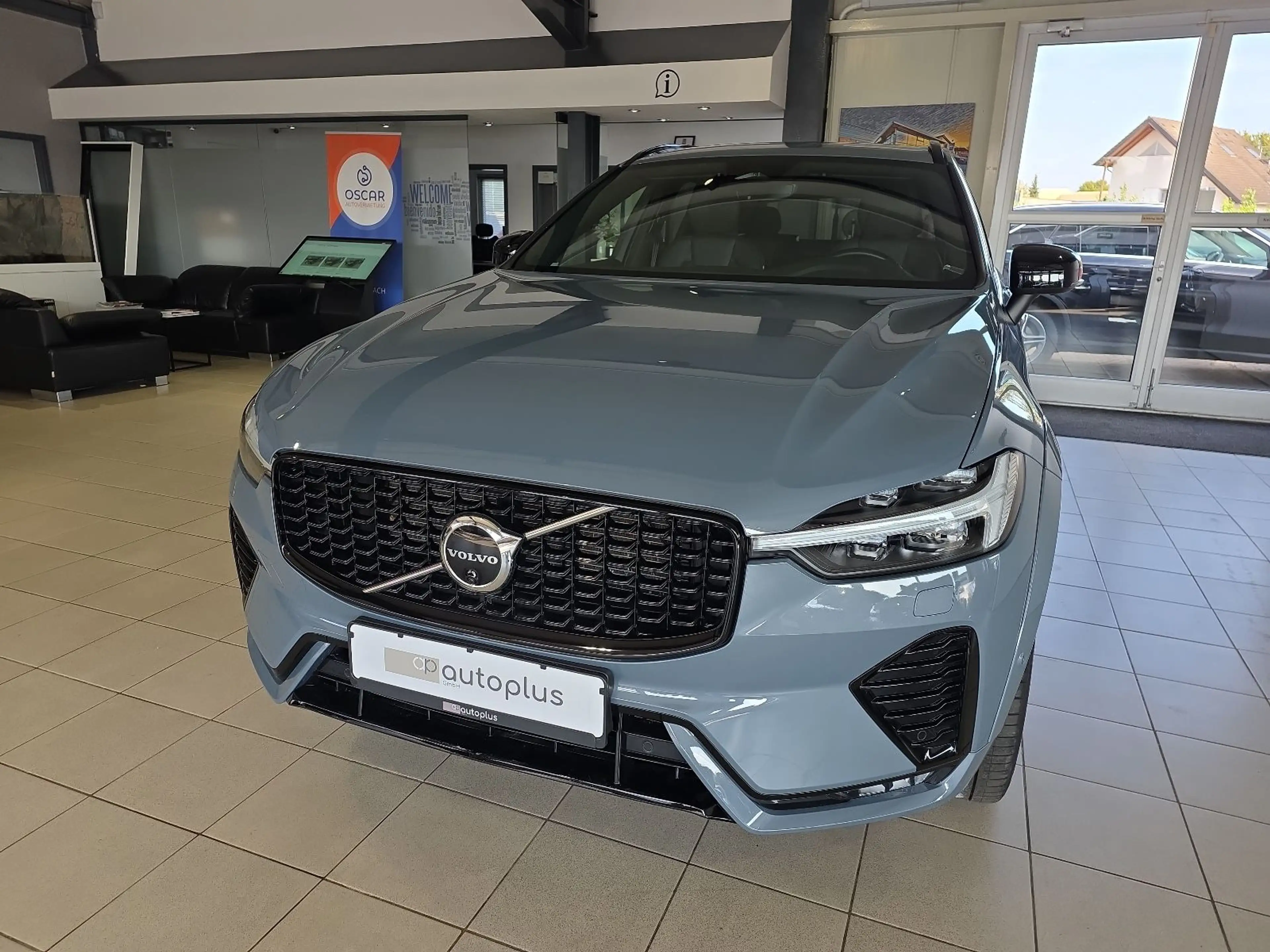 Volvo XC60 B5 R-Design Massage AHK 360° 22Zoll Pano — photo 2