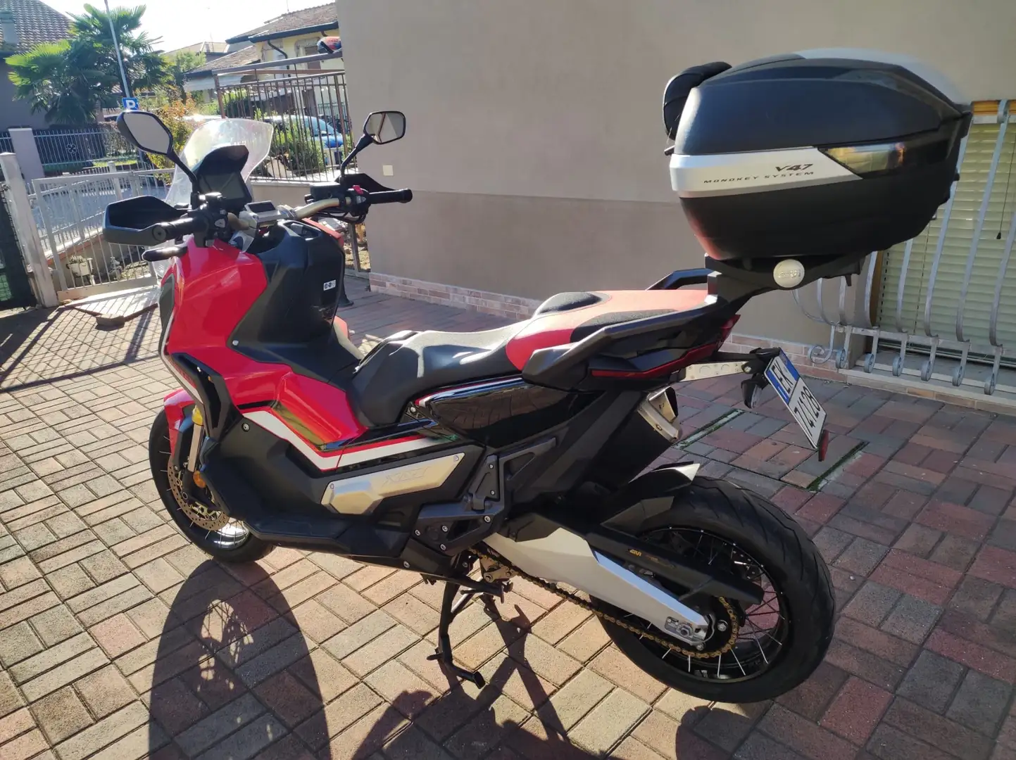 Honda X-ADV Rouge - 1