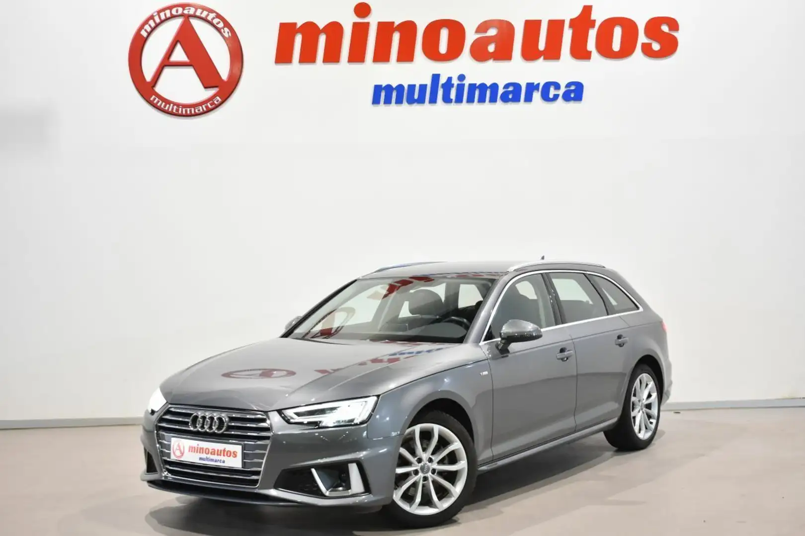 Audi A4 Avant 2.0TDI S tronic 110kW Gris - 1