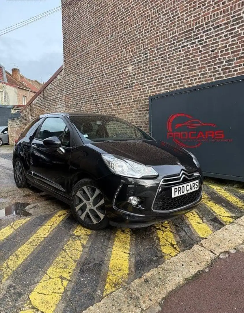 Citroen DS3 CITROËN 1,6 E-HDI 90Ch Noir - 1