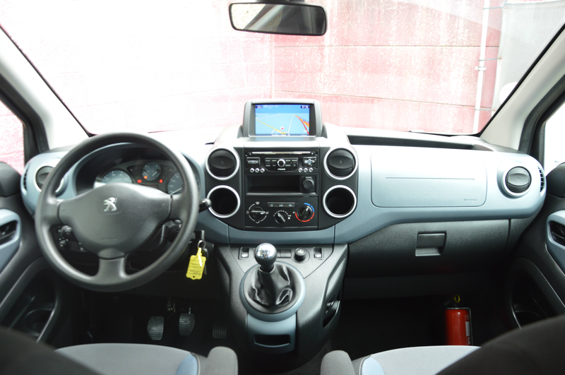 Peugeot Partner Tepee 1.6i NAV CLIM CRUIS 17.148KM — photo 13