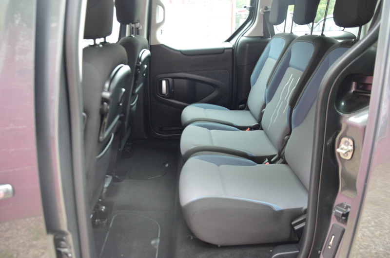 Peugeot Partner Tepee 1.6i NAV CLIM CRUIS 17.148KM — photo 9