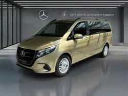 Mercedes-Benz V 220 d Lang Tisch