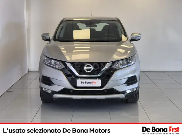 Nissan Qashqai view 2