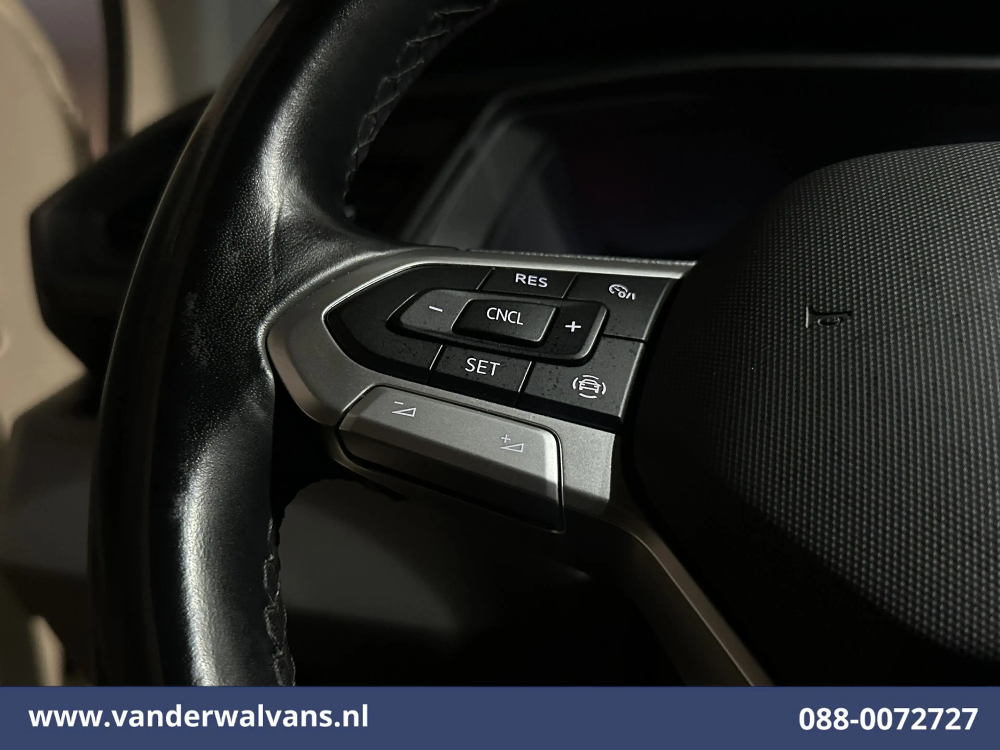 Volkswagen T6.1 Transporter 2.0 TDI 111pk L1H1 Euro6 Airco | Navigatie | LM Ve — photo 5