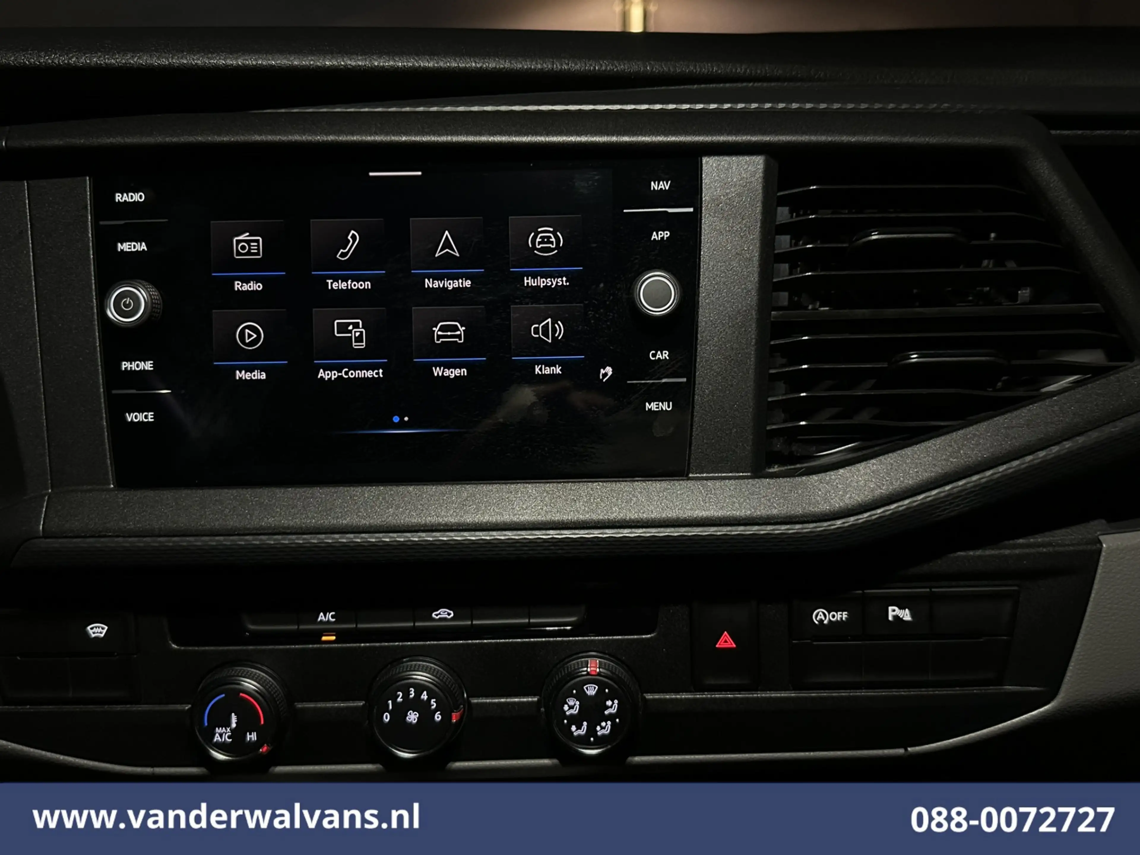 Volkswagen T6.1 Transporter 2.0 TDI 111pk L1H1 Euro6 Airco | Navigatie | LM Ve — photo 16