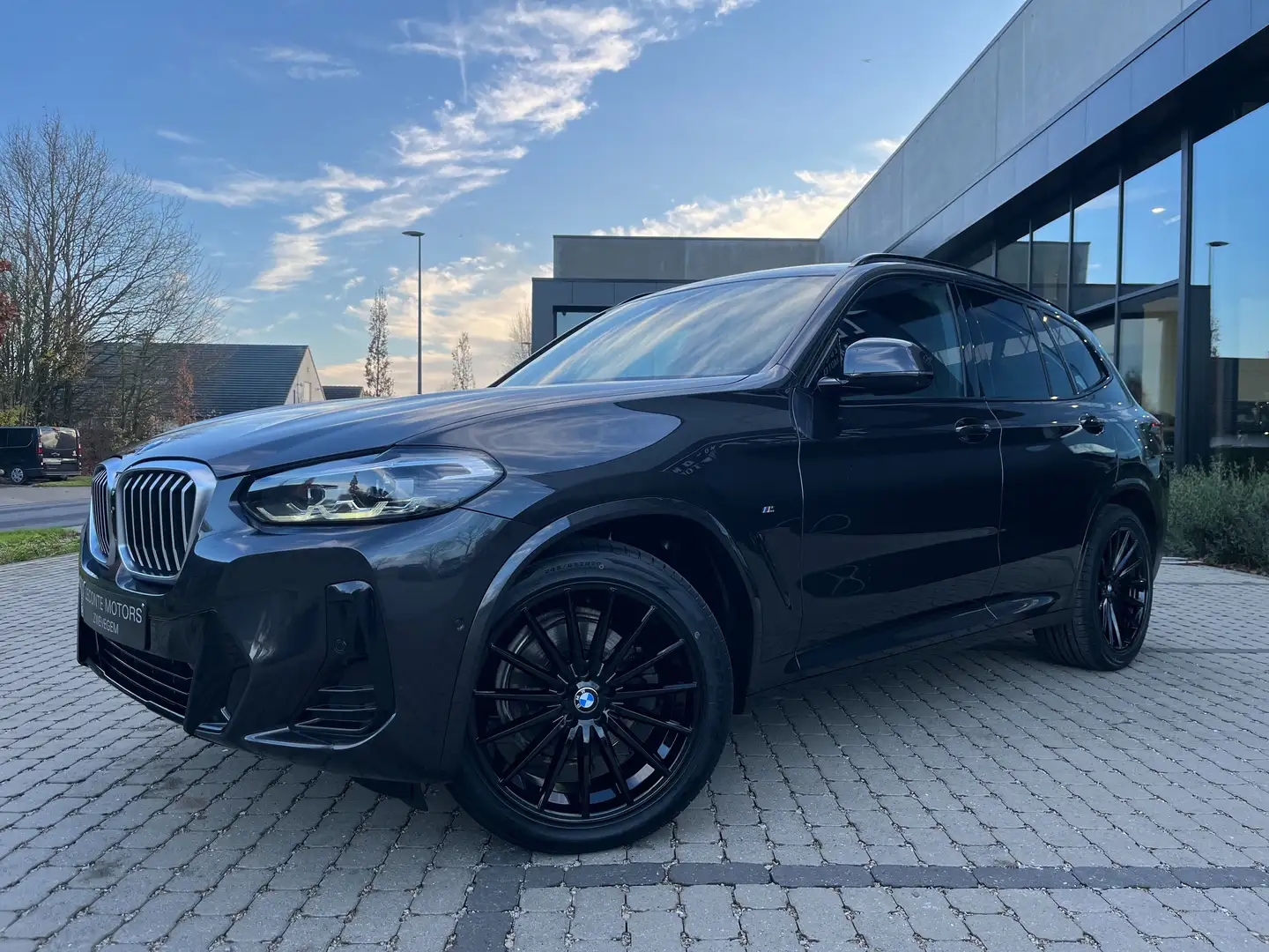 BMW X3 X3 S-Drive18d M-Pack Facelift Leder/360'CAM/Carply Gri - 2
