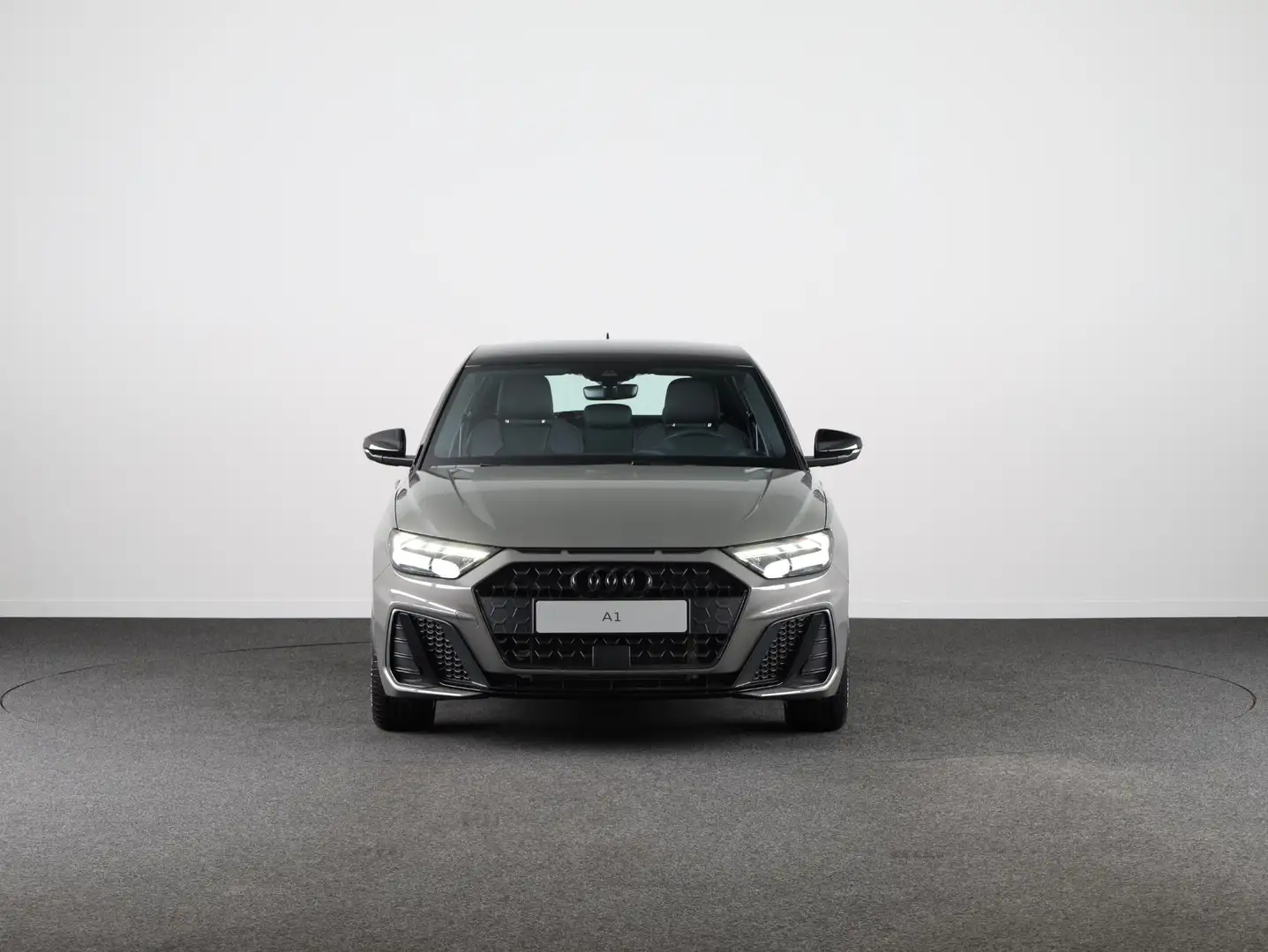 Audi A1 Sportback 25 TFSI S edition MMi navigatie Plus, op Nero - 2