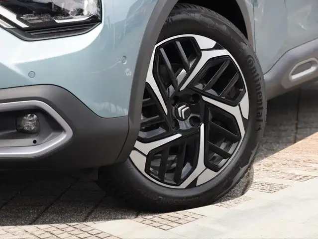 Citroen C4 view 5