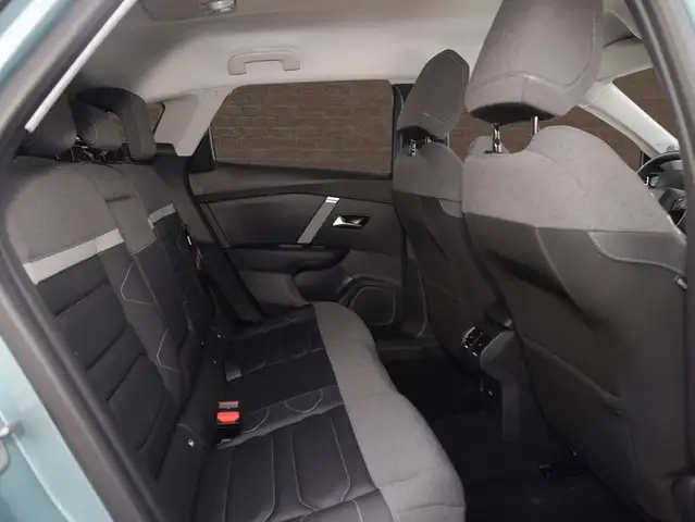 Citroen C4 view 9