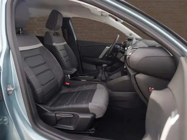 Citroen C4 view 8
