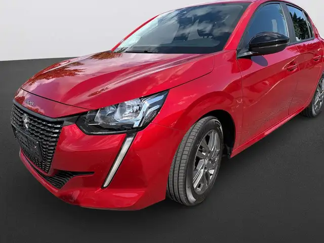 Peugeot 208 view 11