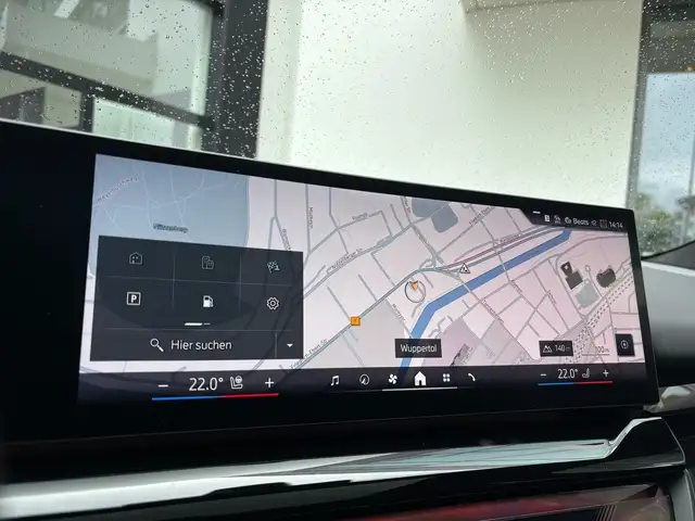 BMW 5 Series view 7