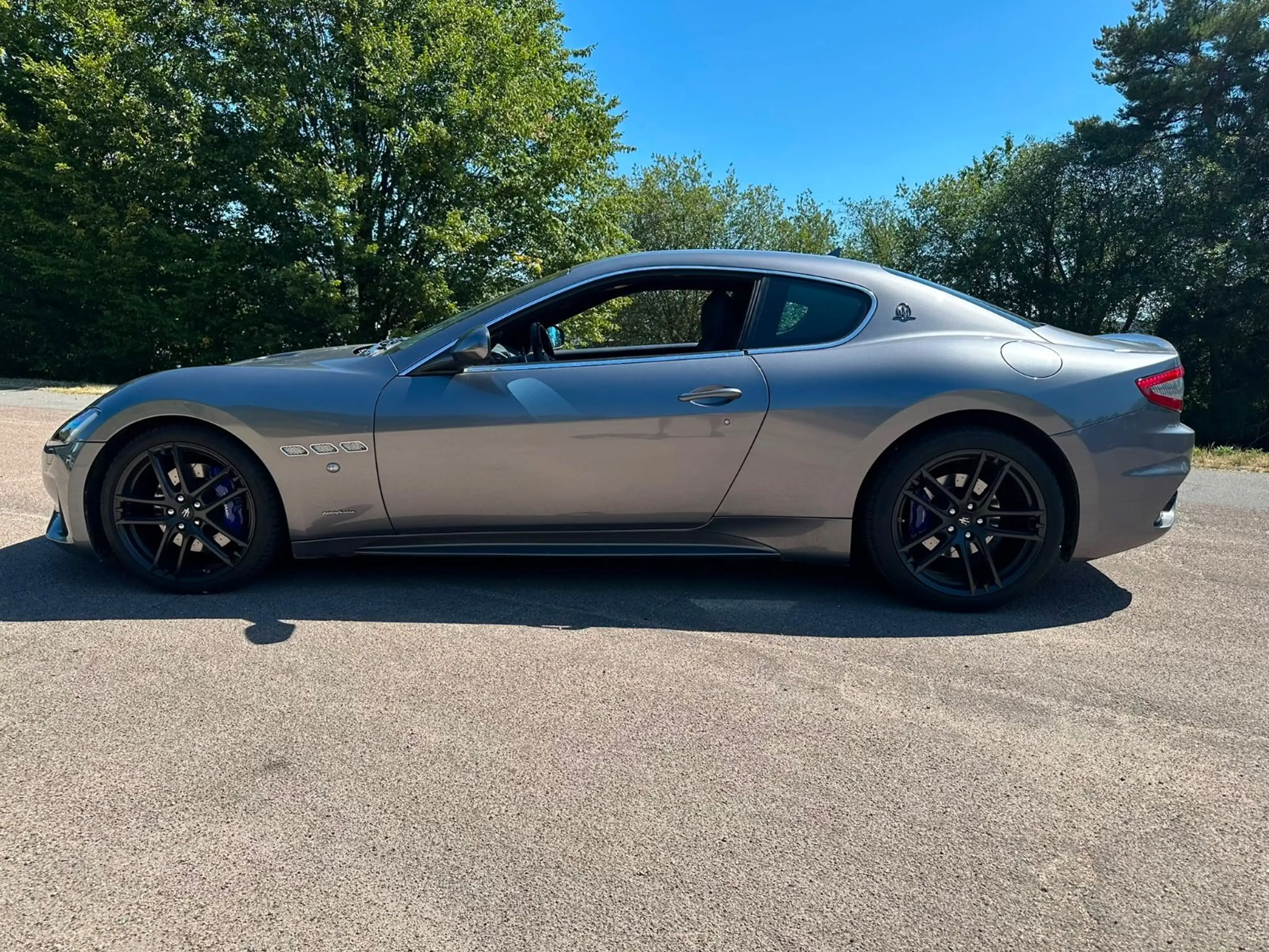 Maserati GranTurismo Sport Automatik Service Neu 1. Hand — photo 11