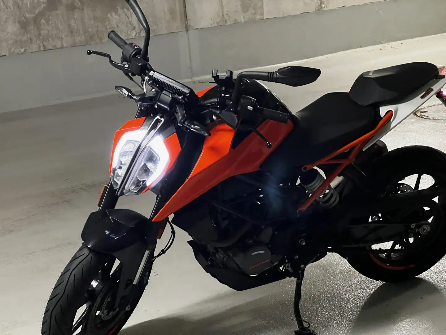 KTM 125 Duke Orange - 2
