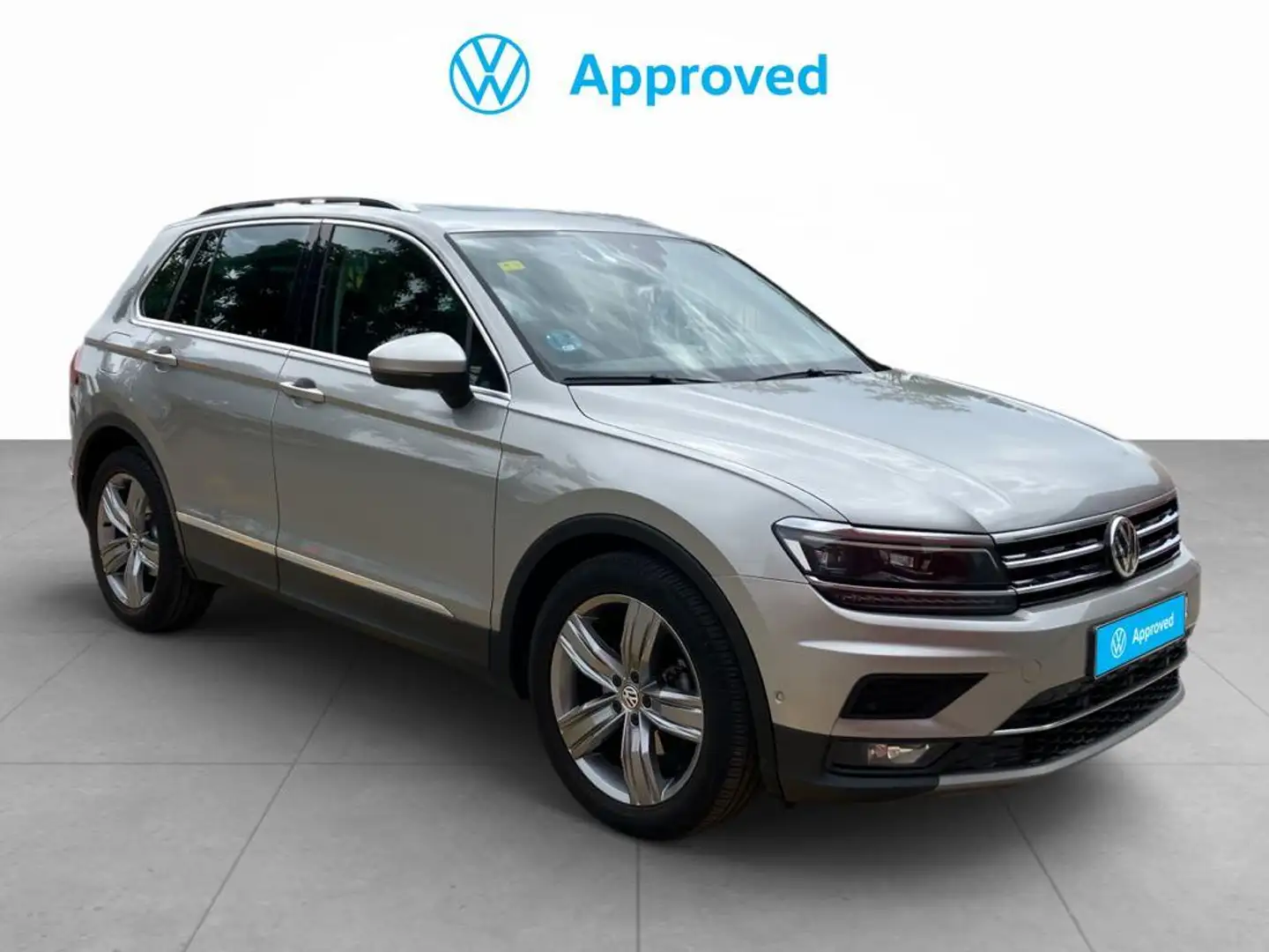 Volkswagen Tiguan 2.0TDI Sport DSG 110kW Plateado - 1