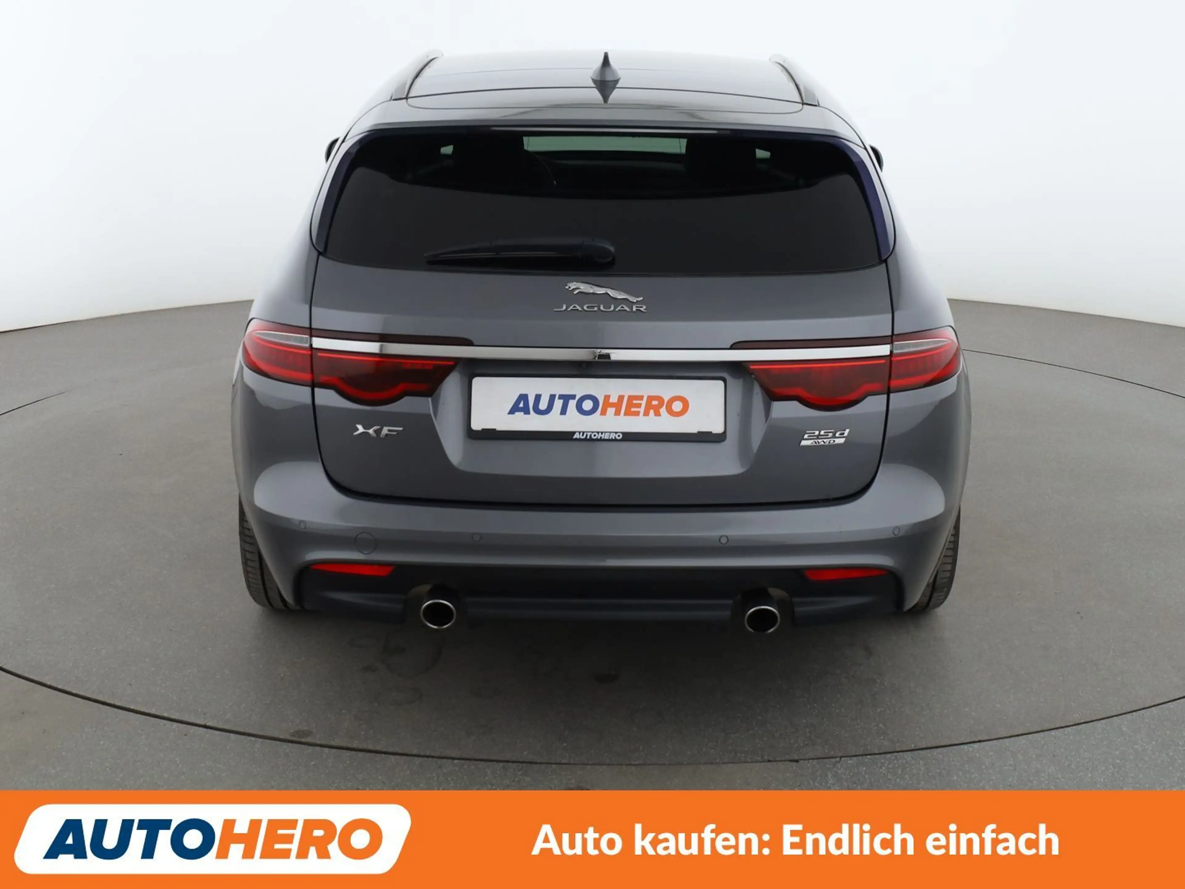 Jaguar XF 25d Portfolio AWD Aut.*NAVI*BI-XENON*TEMPO*CAM*PDC — photo 5