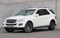 Mercedes-Benz ML 300 CDI BlueEFFICIENCY*PDC*XENON*NAV*GARANTIE Weiß - thumbnail 1