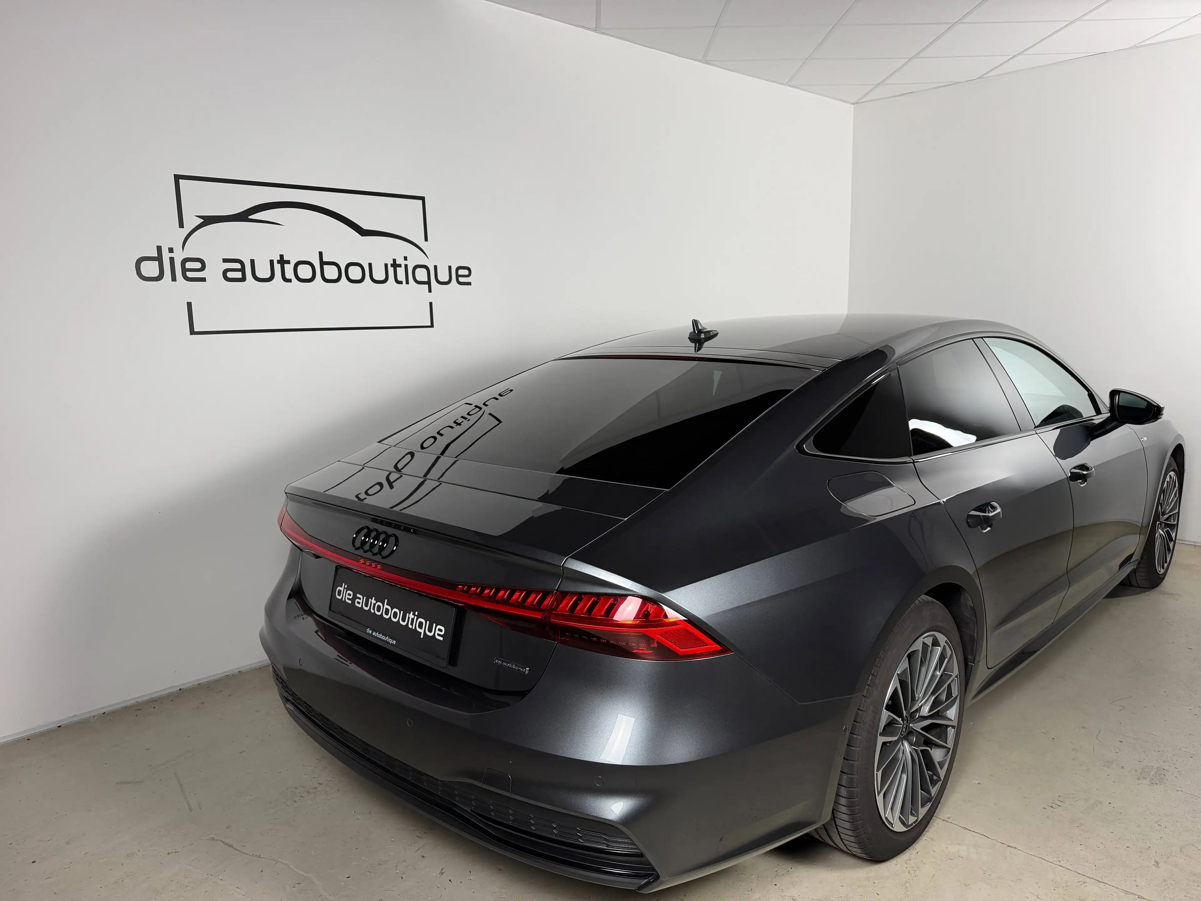 Audi A7 55 TFSI e quattro // Sportsitze // Laser // HUD // B&O // Soft Close // — photo 11
