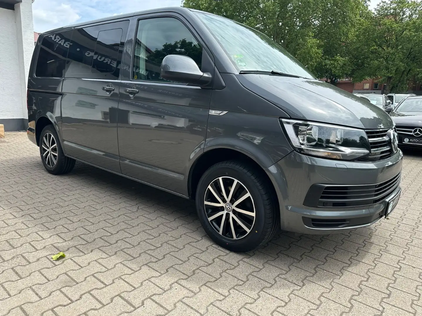 Volkswagen T6 Multivan Comfortline,Leder Grau - 1