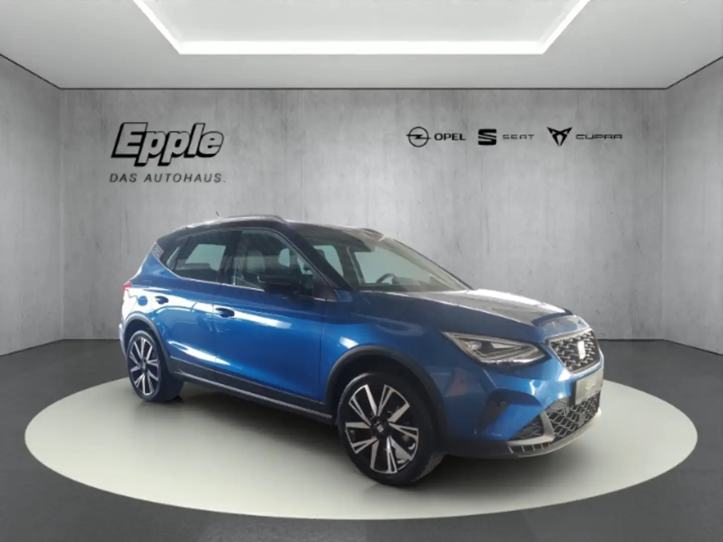 SEAT Arona FR Navi Leder  LED ACC CarPlay Klimaut.PDC v+h Kam Bleu - 1