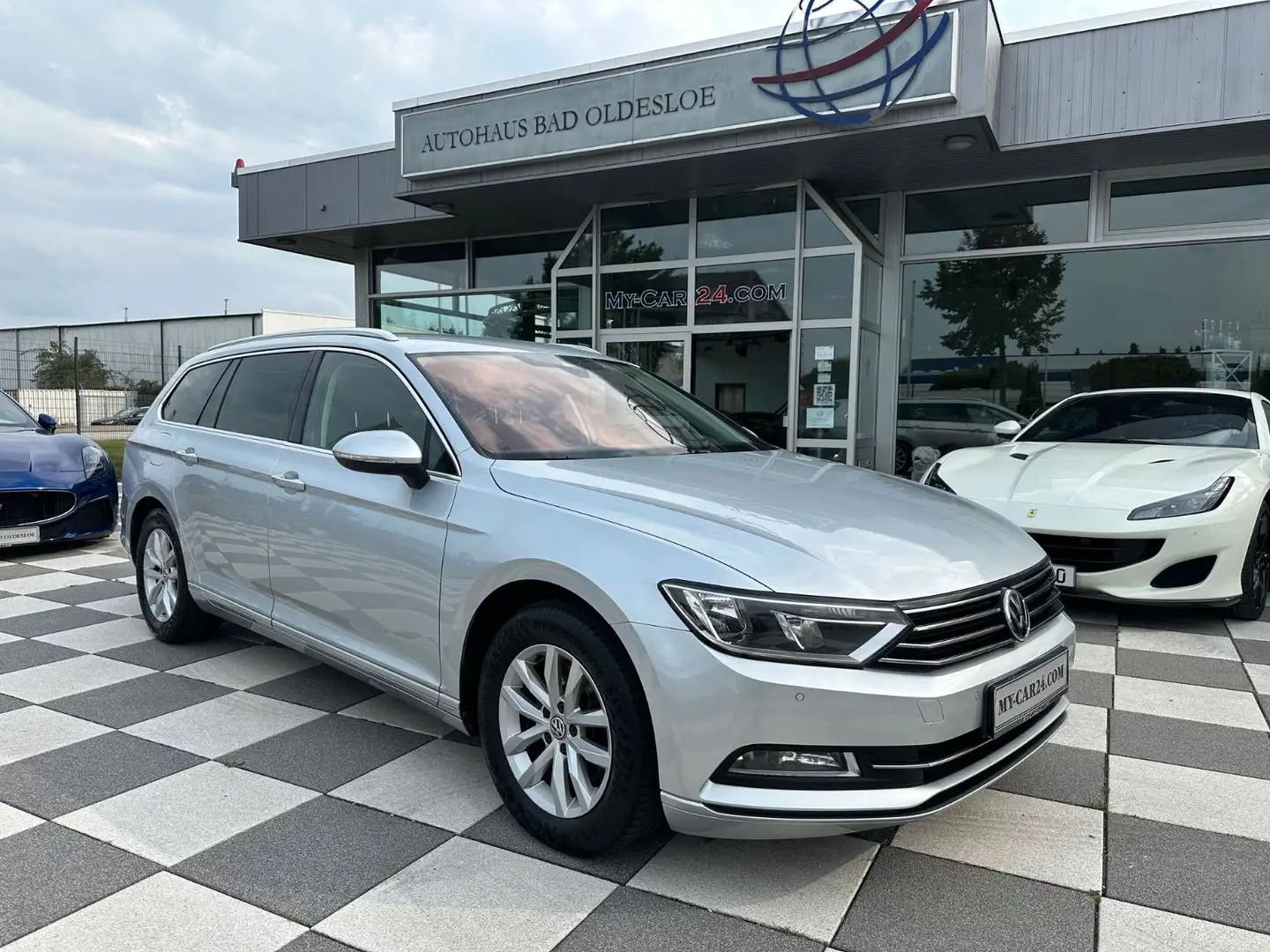 Volkswagen Passat Variant Comfortl,Navi.Massages,1.Ha,MwSt Plateado - 2