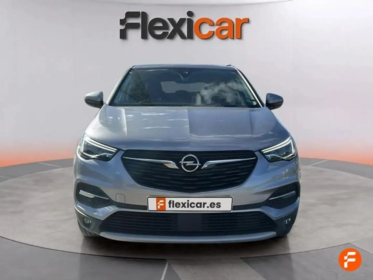Opel Grandland X 1.2 Turbo Design Line Grau - 2