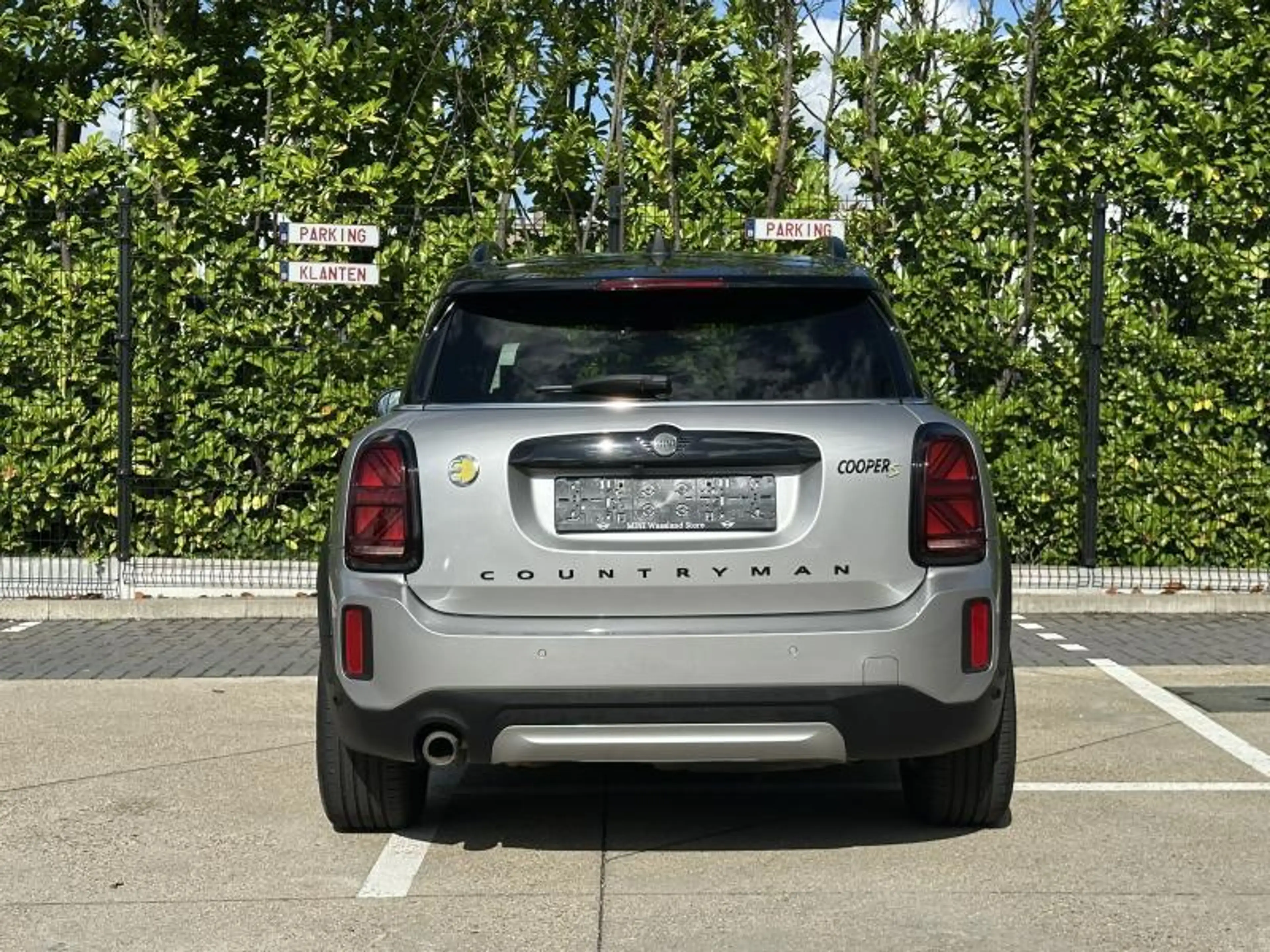 MINI Cooper SE Countryman hybrid — photo 4