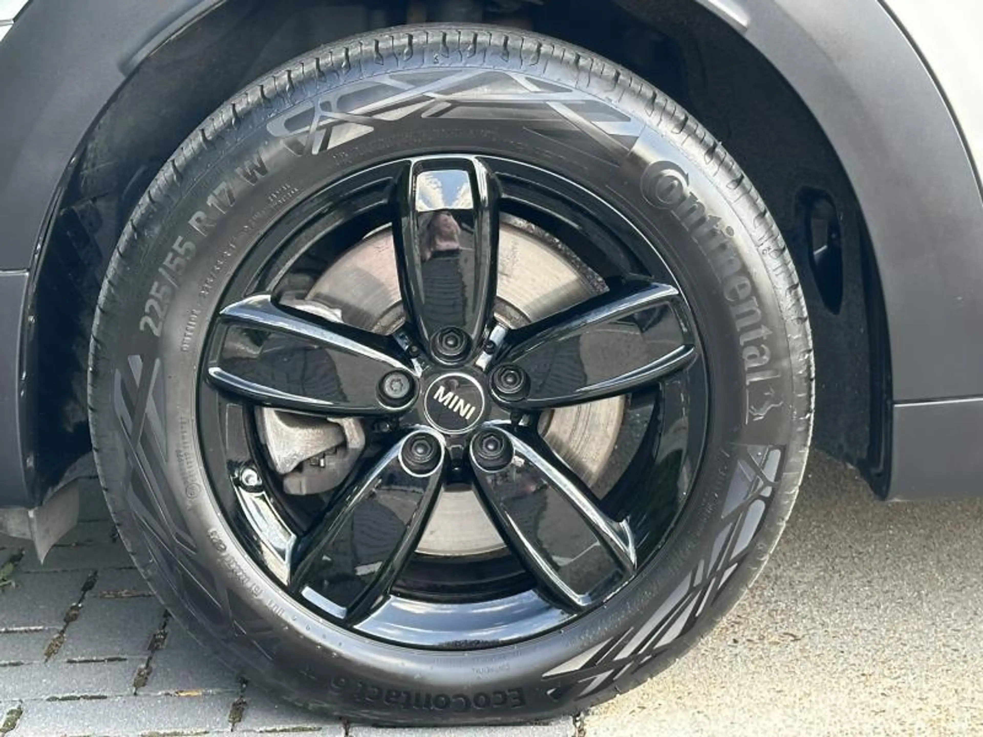 MINI Cooper SE Countryman hybrid — photo 8