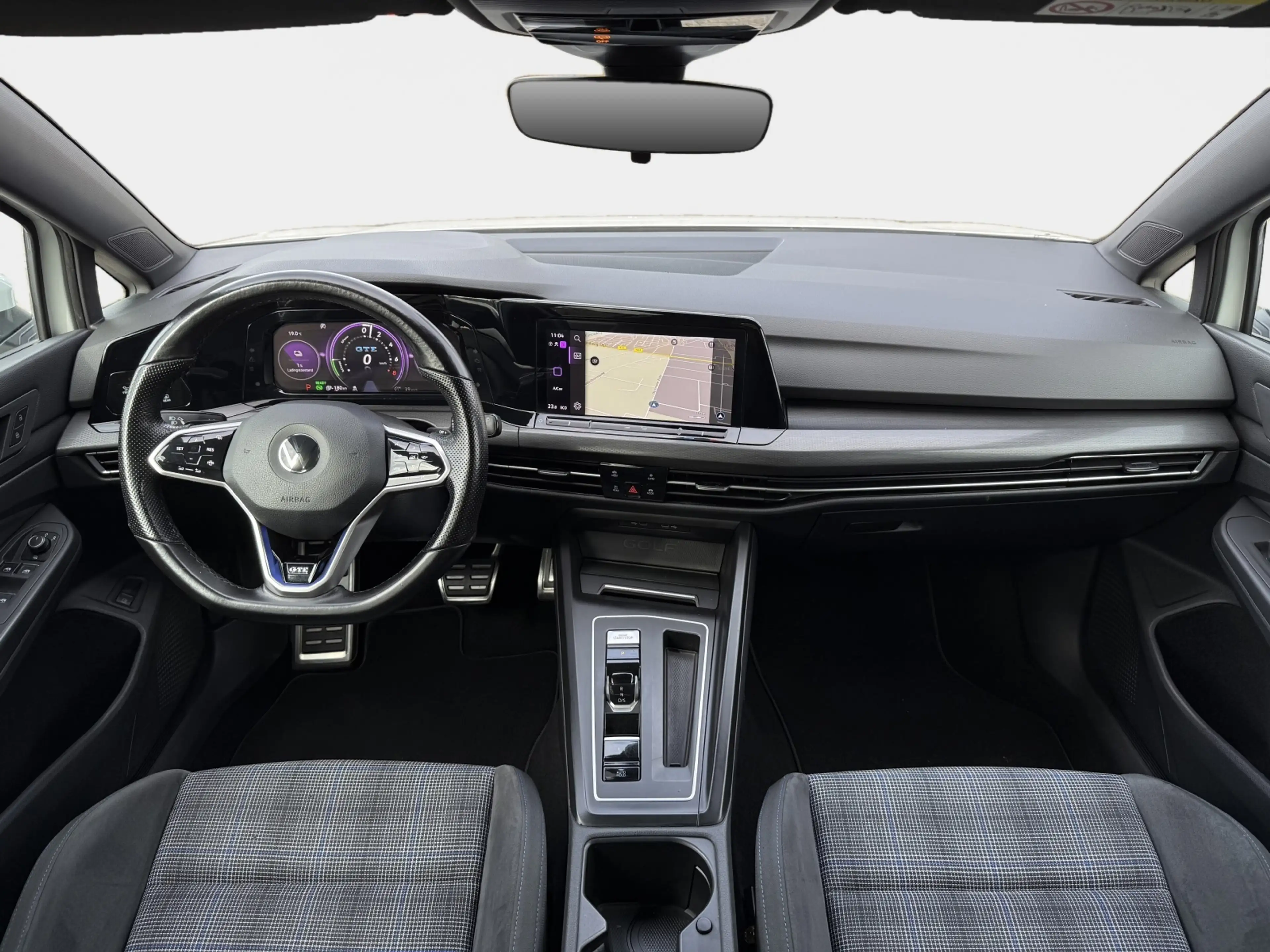 Volkswagen Golf GTE 1.4 eHybrid / 245 PK / Panoramadak / Virtual / SOH — photo 11