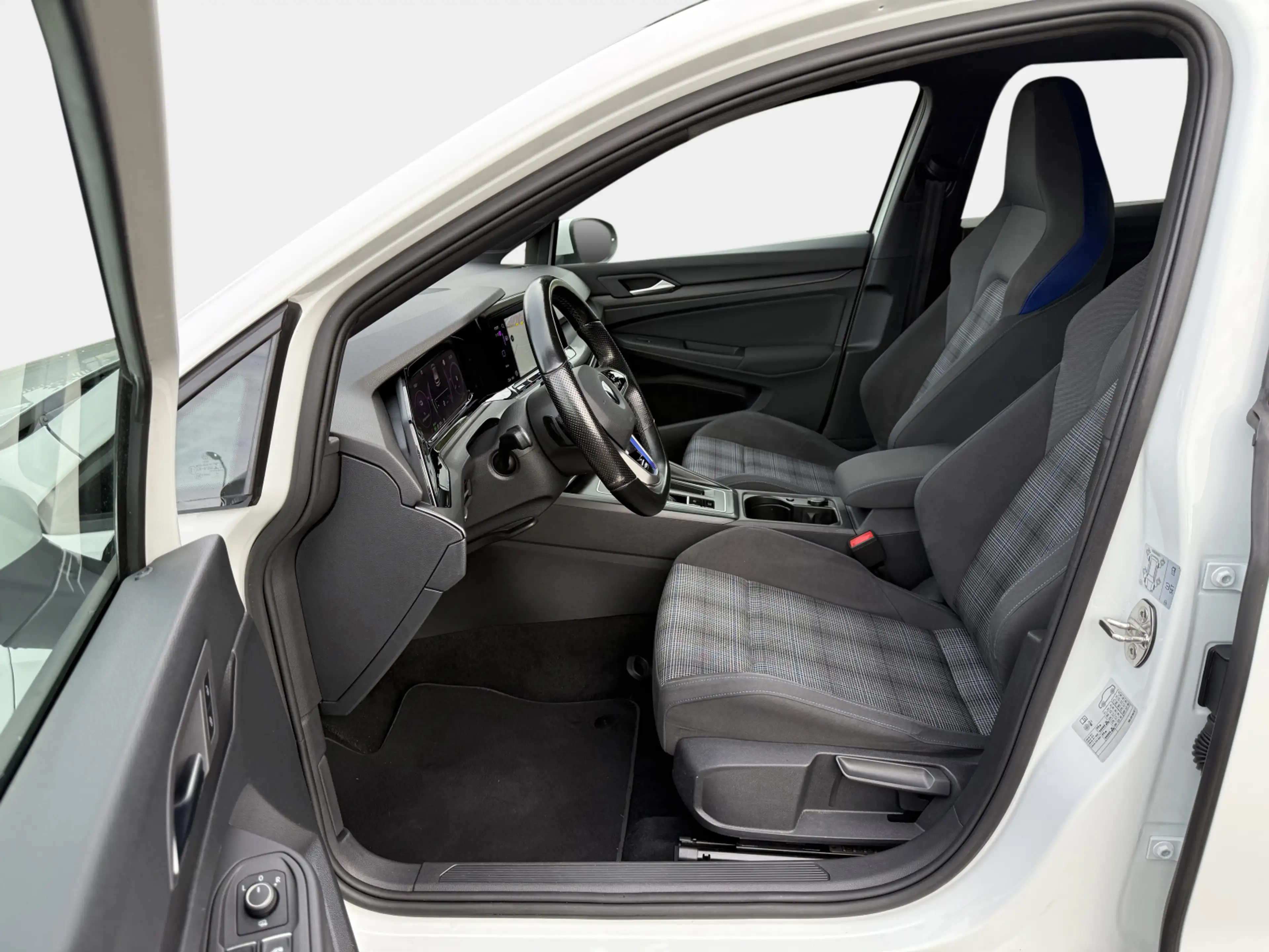 Volkswagen Golf GTE 1.4 eHybrid / 245 PK / Panoramadak / Virtual / SOH — photo 15
