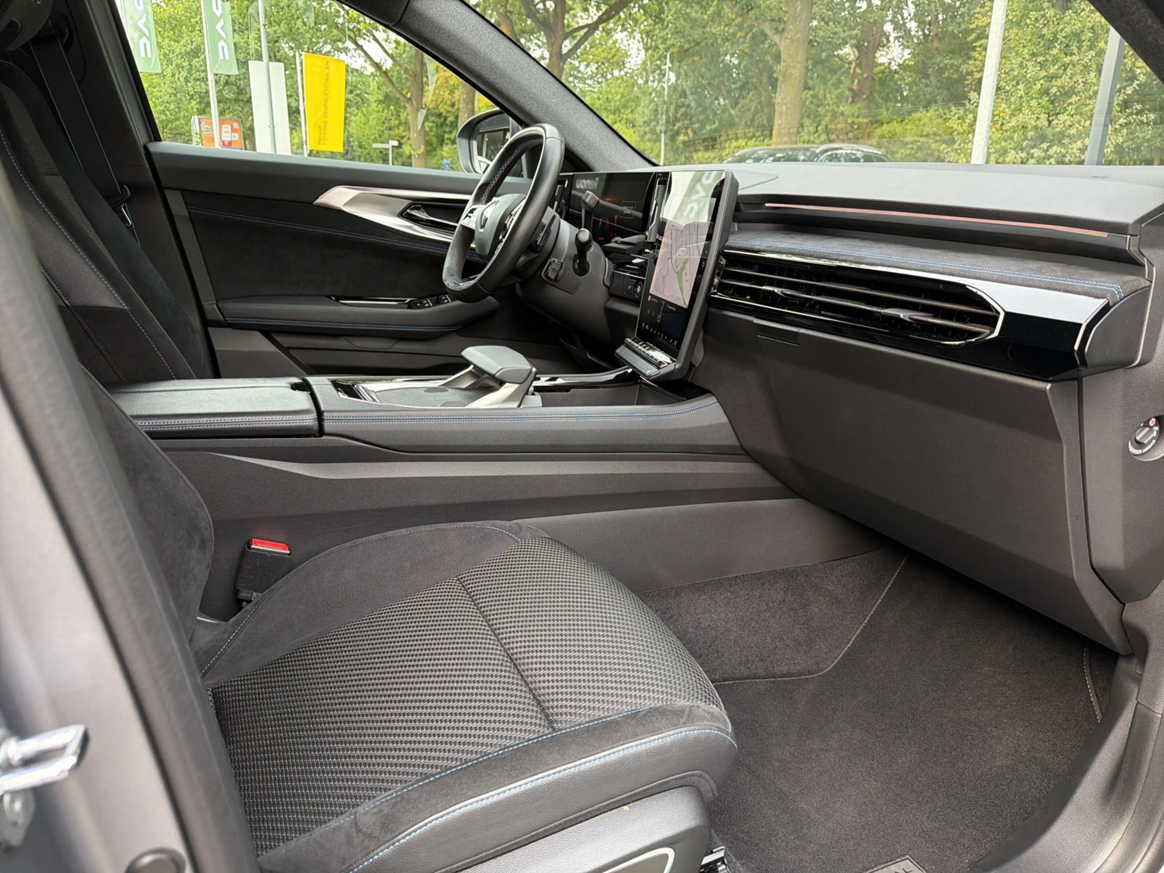 Renault Austral Mild-Hybrid 160 Techno Esprit Alpine — photo 13