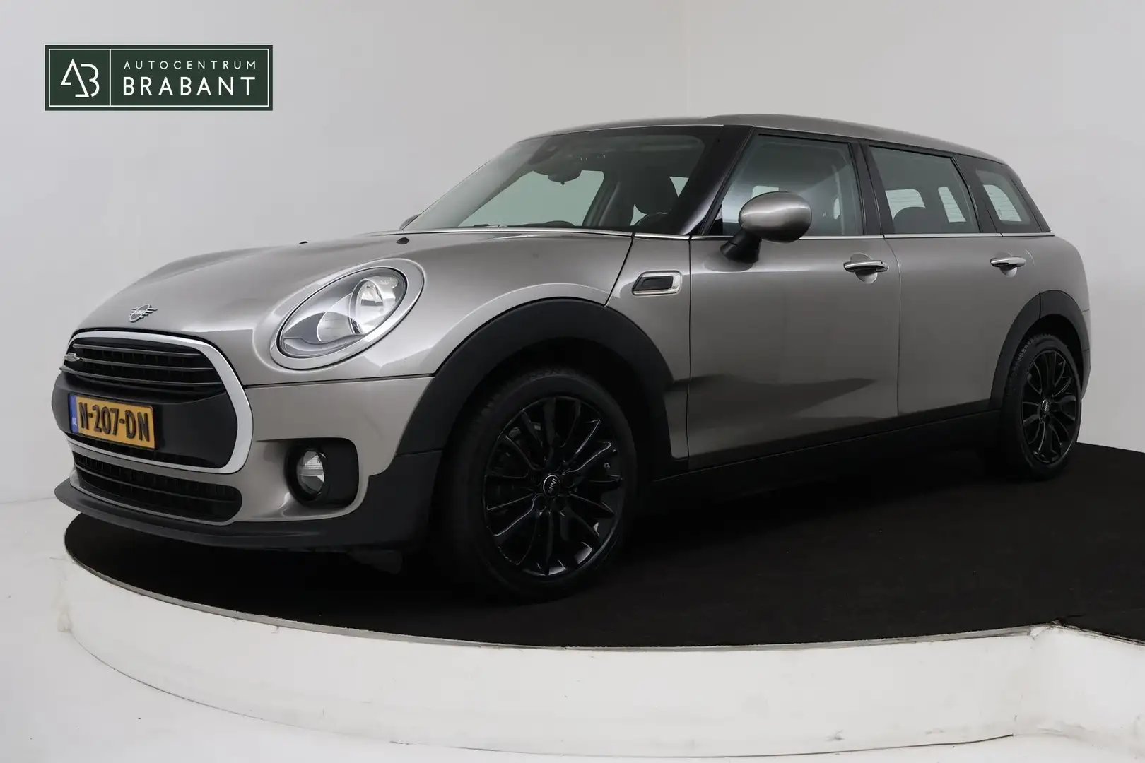 MINI One Clubman Mini 1.5 Chili Automaat (NAVIGATIE, PARKEERSENSORE Сірий - 1